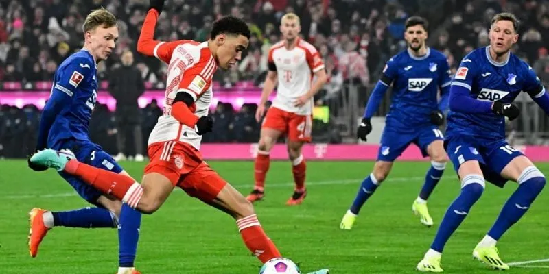 Lối chơi của Hoffenheim gây nhiều khó khăn cho đối thủ
